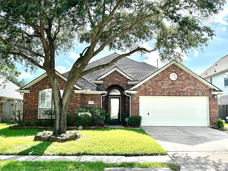 2606 Sun Flare Ln — Photo 1