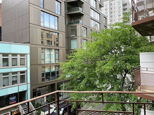 Rented by Mallory Management Corp | media 11