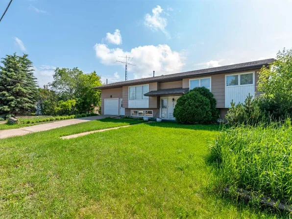 405 W Main St, Maidstone, SK S0M 1M0