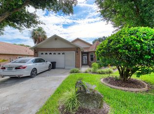 38 Old Macon Dr, Ormond Beach, FL 32174