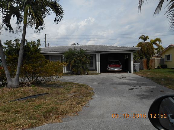 2nd image of 341 SE 5th Ct