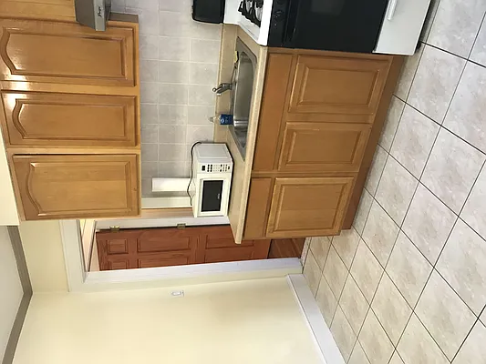 Rented by Astoria Apartments LLC | media 32