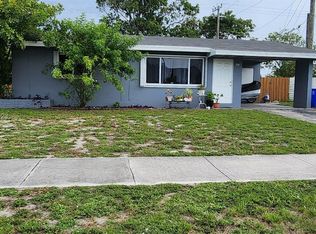 700 SW 14th St, Deerfield Beach, FL 33441