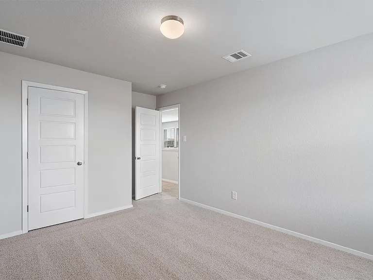 621 Running Creek Dr — Photo 28