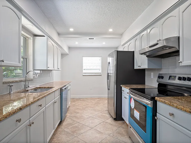 7031 Delora Dr — Photo 7