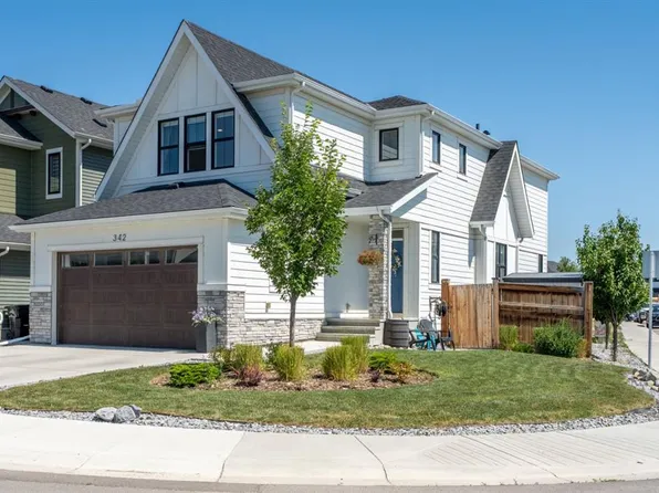 342 W Creekstone Way SW, Calgary, AB T2X 4R4