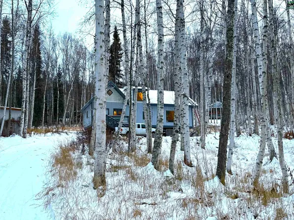 327 Bias Dr E, Fairbanks, AK 99712