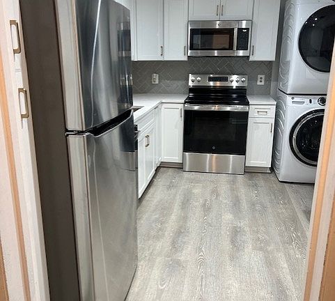 Fully renovated kitchen with all new appliances! Entry from main hall.