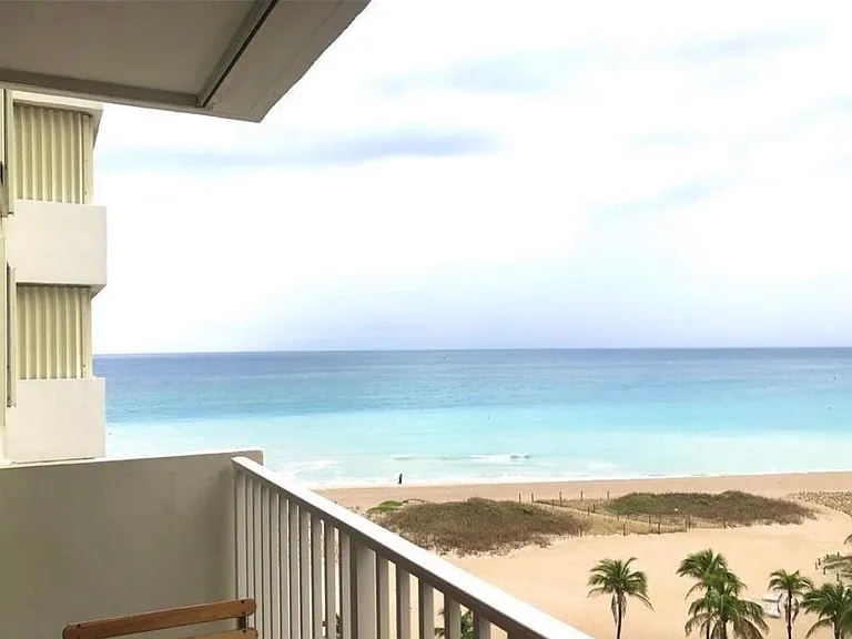 750 N Ocean Blvd #802 — Photo 31