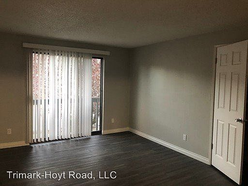 1st image of 490 S River Ave APT B