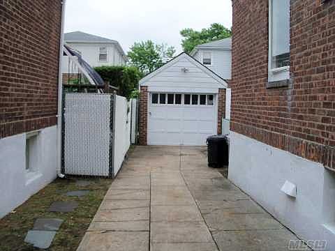 4th image of 15711 96th St