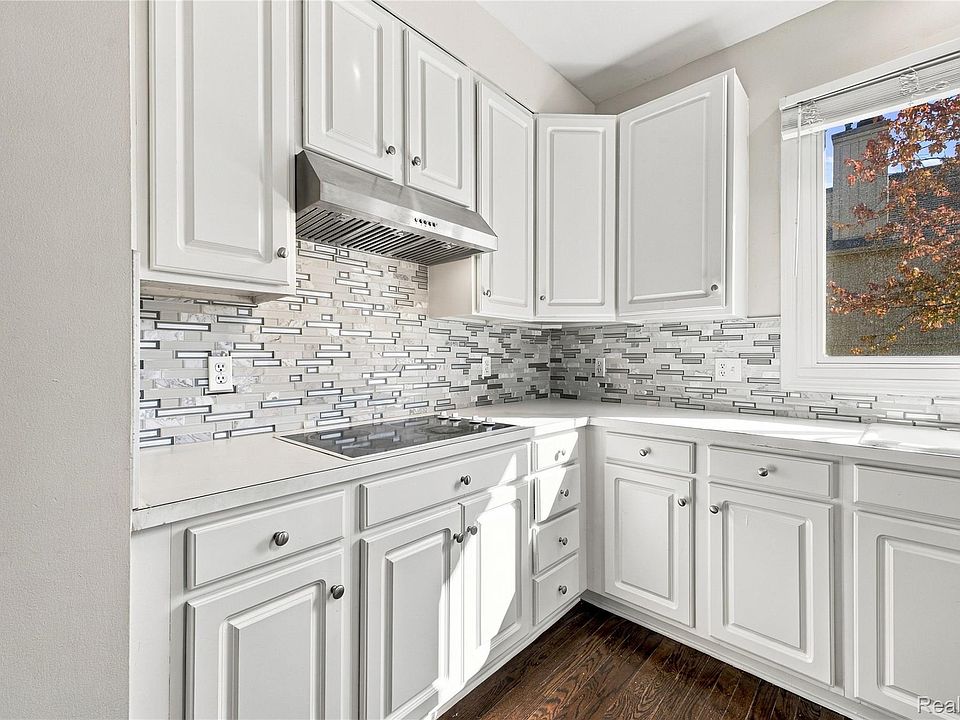 31191 Kingswood Blvd, photo 12