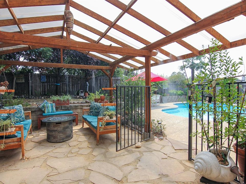 2nd image of 8344 Cranford Way