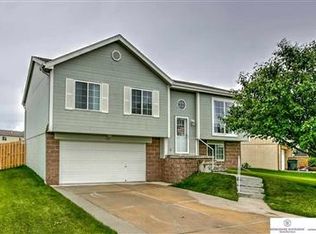 16901 Yort Ave, Omaha, NE 68116