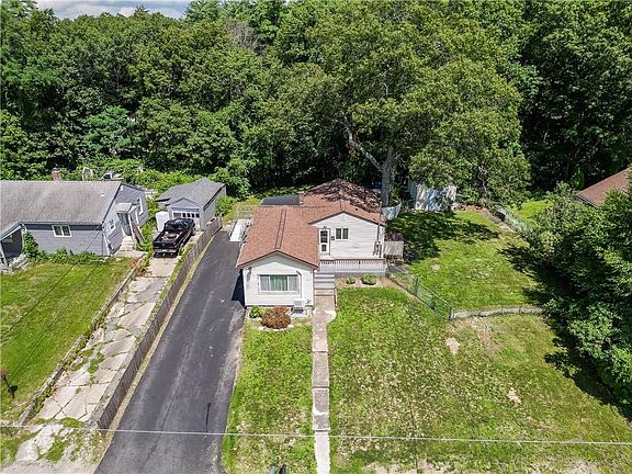 5th image of 1140 Mount Pleasant Rd