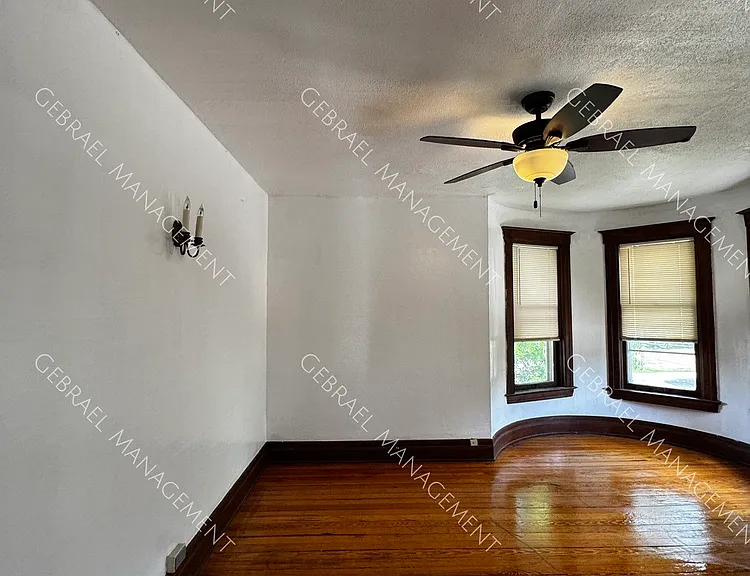 808 Stevens St — Photo 10