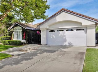 10211 River Oaks Dr, Stockton, CA 95209