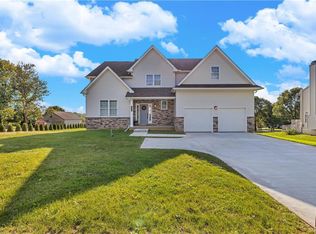 2050 Elbow Ln, Allentown, PA