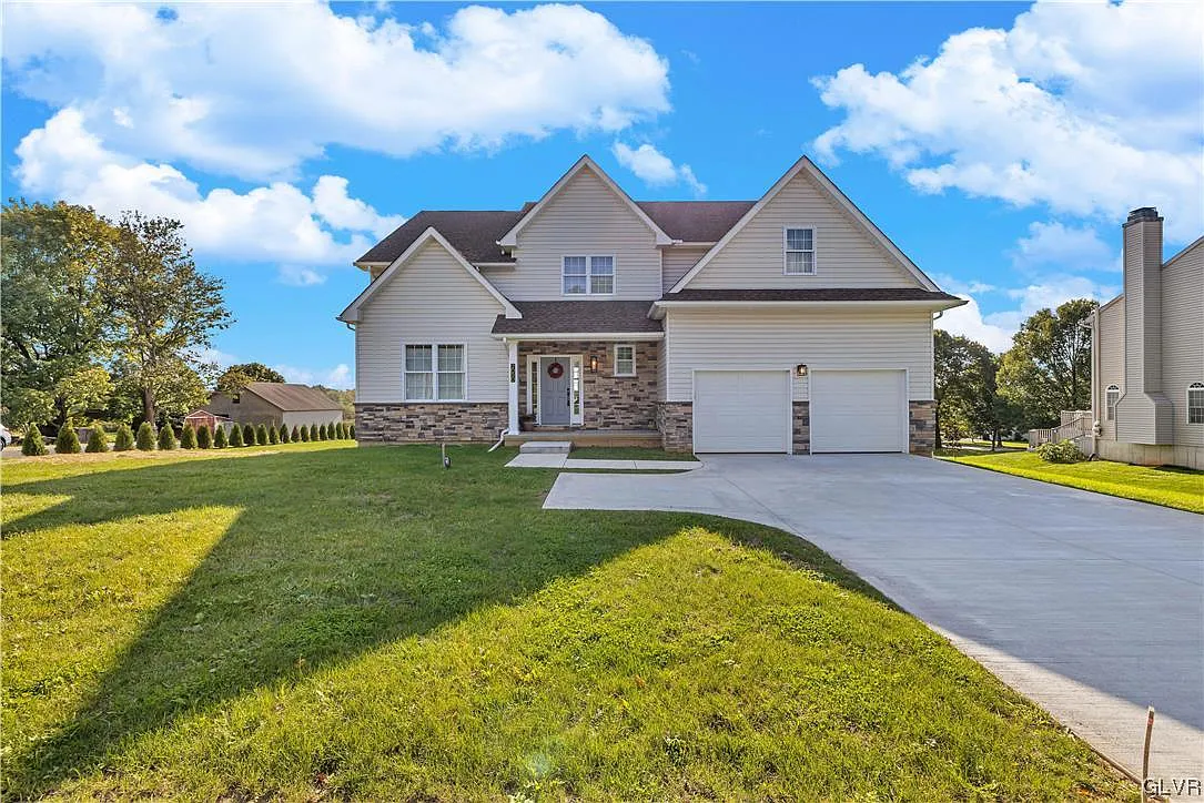 2050 Elbow Ln photo 1
