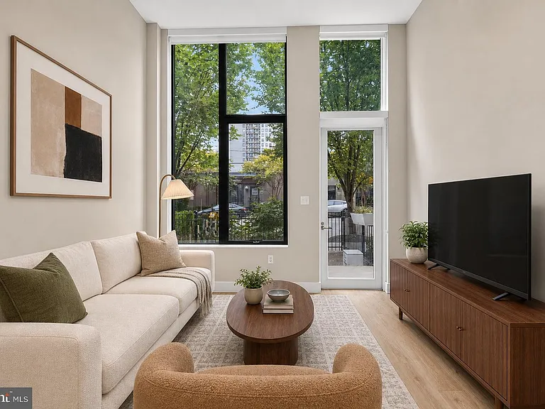 801 N Fairfax St #137 — Photo 6