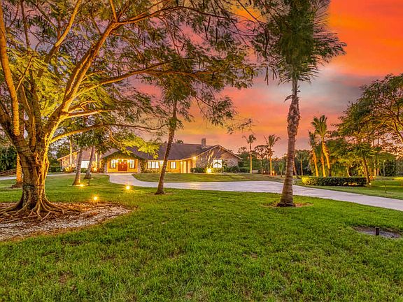 2nd image of 11482 Key Deer Cir