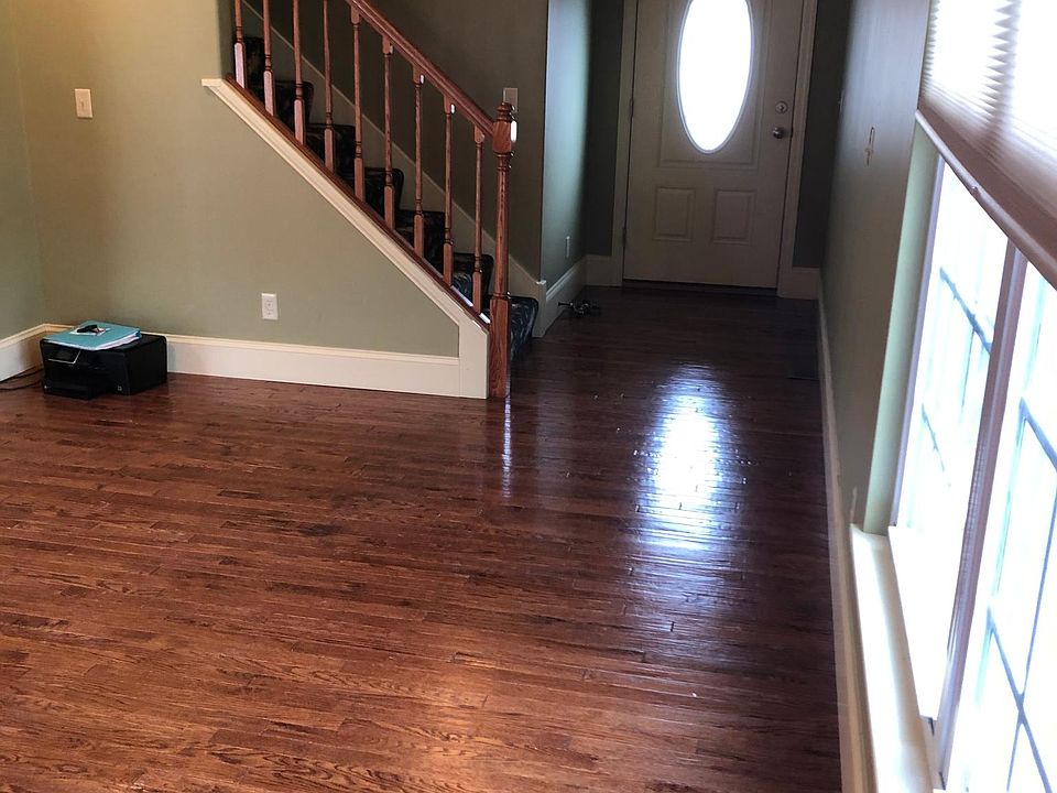 1st image of 309 Glencoe Ln