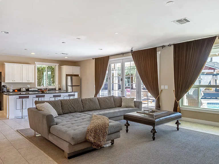 12140 N 76th Ct — Photo 54