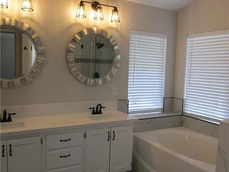 7832 Blue Eagle Way — Photo 5