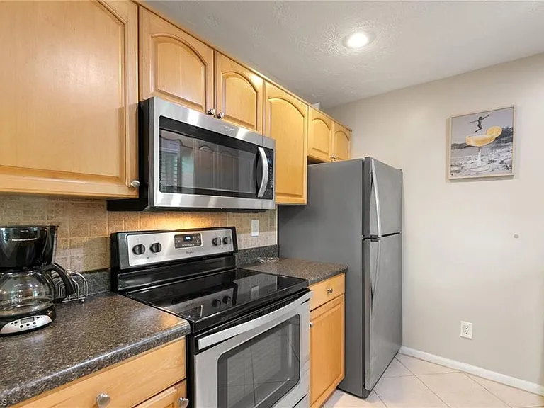 3830 SE 12th Ave — Photo 34