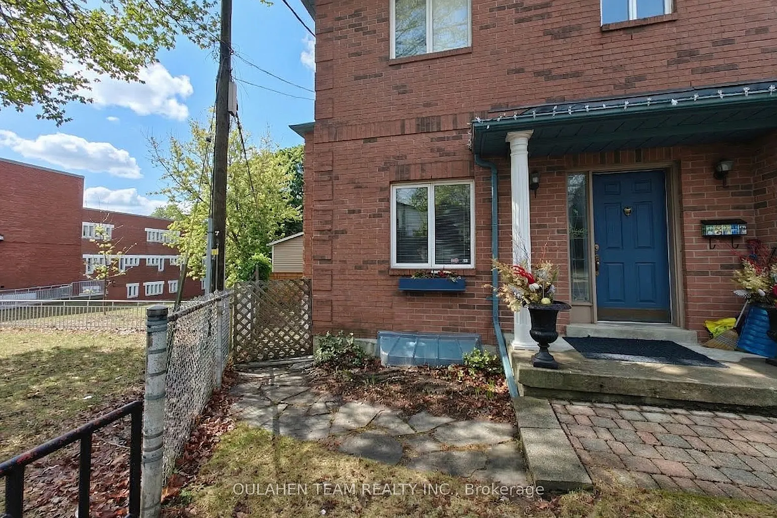 110 Bowmore Rd #Basement photo 1