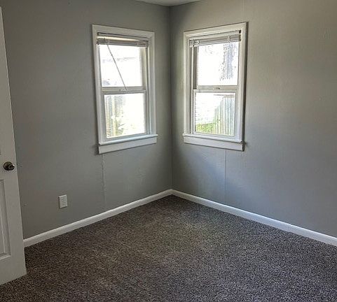 5th image of 939 N 22nd St #5