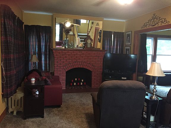 Working Wood Fireplace