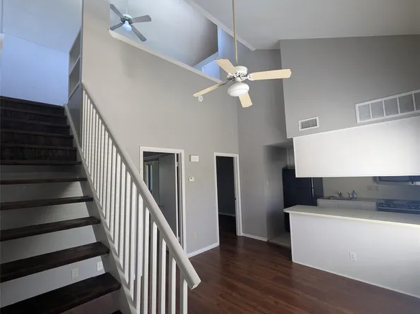 601 Nelray Blvd APT 11, Austin, TX 78751