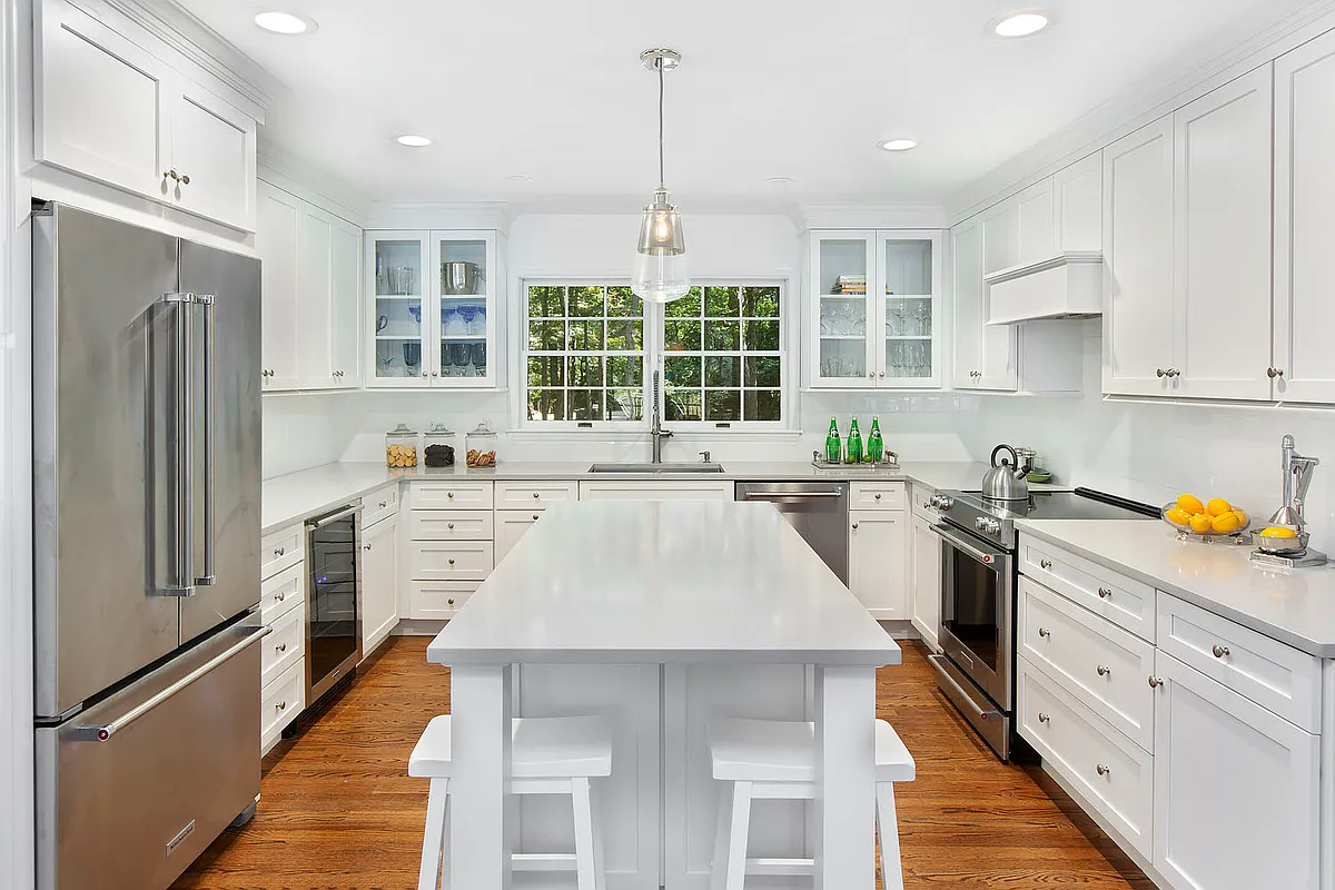 Building Photo - Longboat Ln