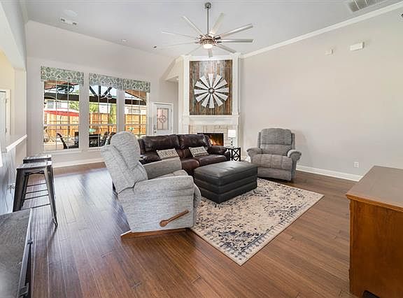 4th image of 1606 Sweetgum Dr