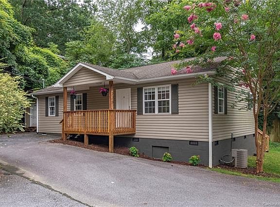 4th image of 225 Westover Dr