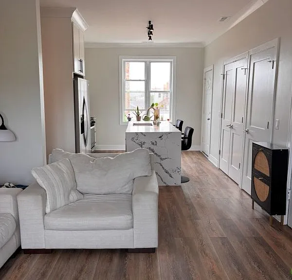 3651 W 25th St #1R — Photo 3