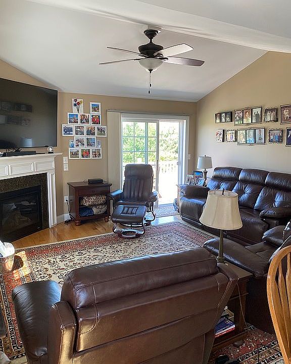 propertyty 14633 Packard St NE, Ham Lake, MN 55304 [Updated 1/5]