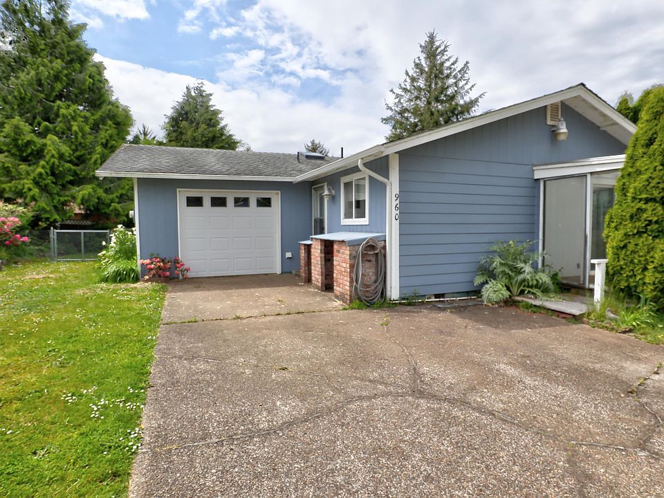 1st image of 960 SE Ball Blvd