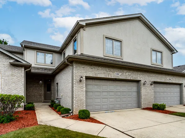 11100 Karen Dr, Orland Park, IL 60467