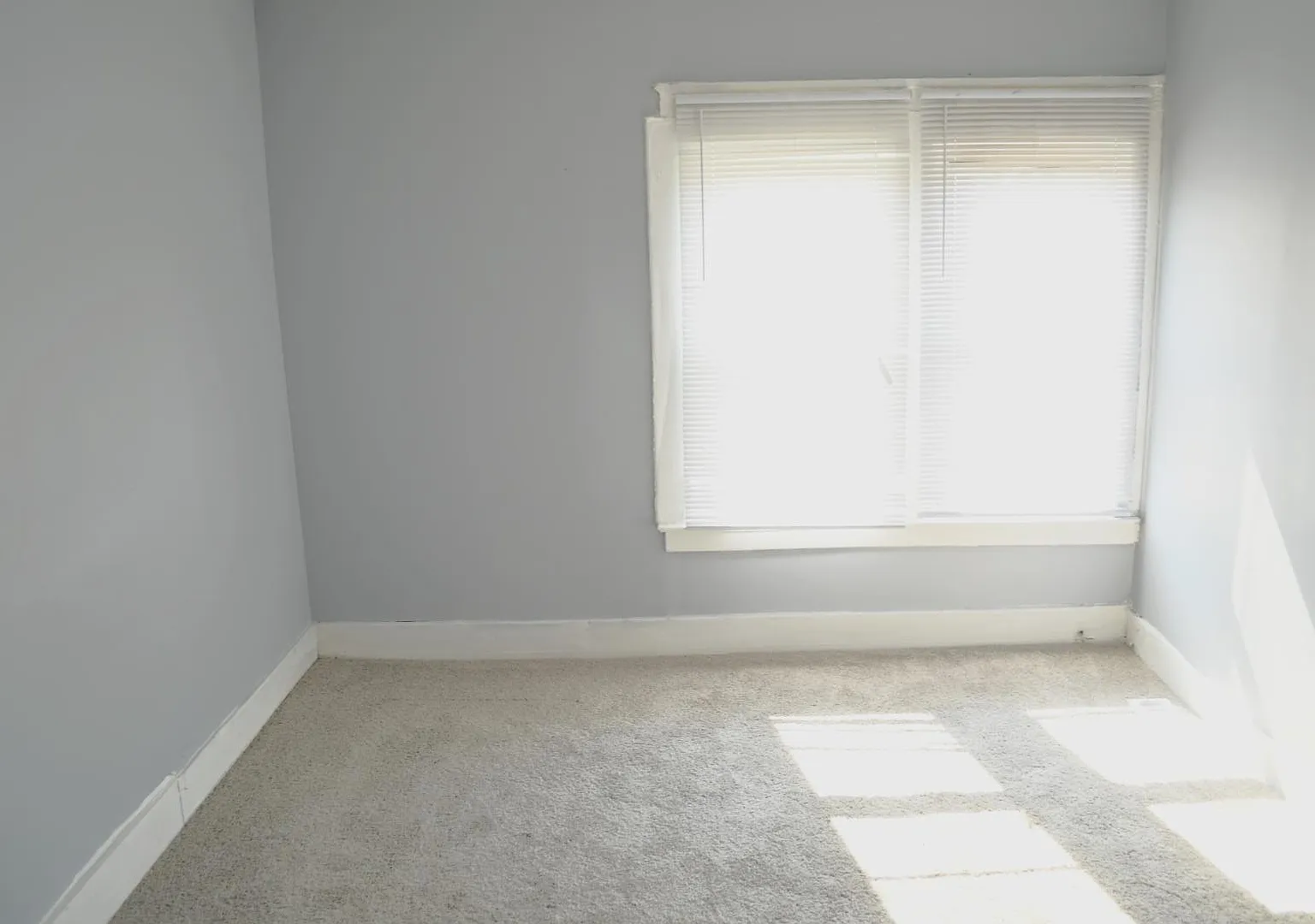 1602 Burlingame St - 1602 Burlingame Street — Photo 4
