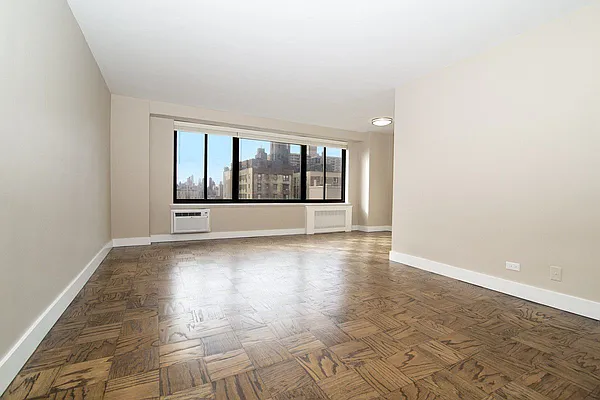 Rented by BSRG Realty | media 10