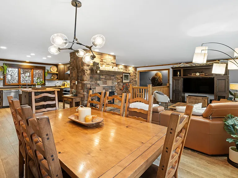 3045 Sourdough Rd — Photo 8