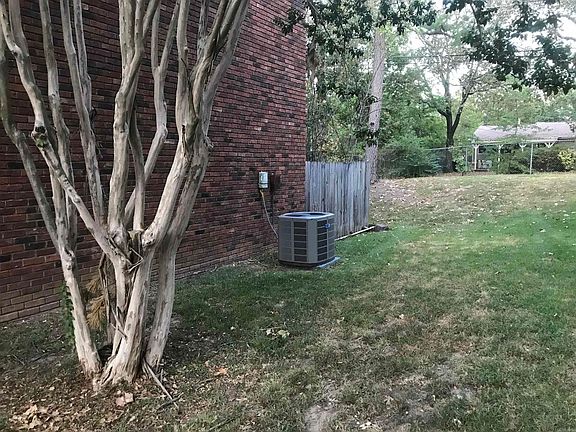 3rd image of 504 Green Mountain Dr APT 405