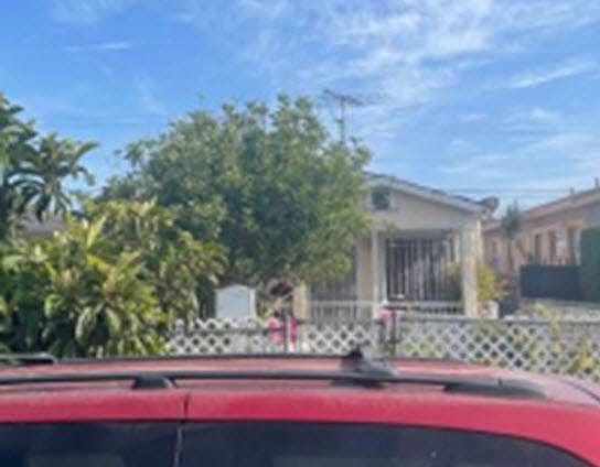 1st image of 1436 W 60th Pl