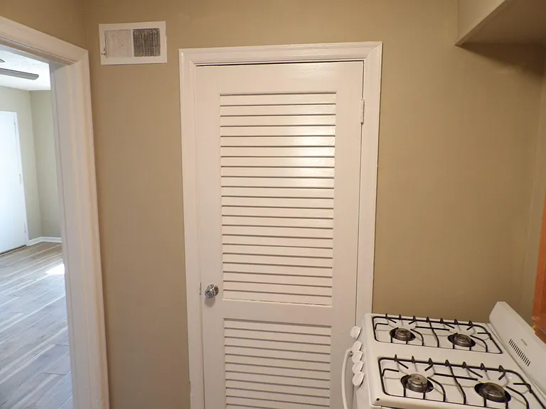 720 Woodland Ave #7 — Photo 19