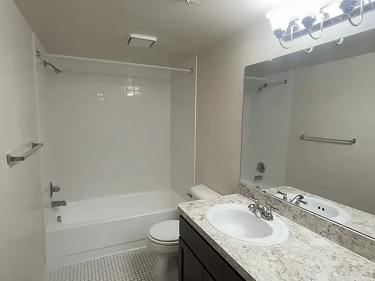 Eastwood Village Apartments — Photo 71
