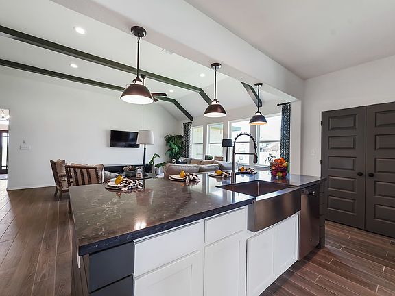 Kitchen with dual islands