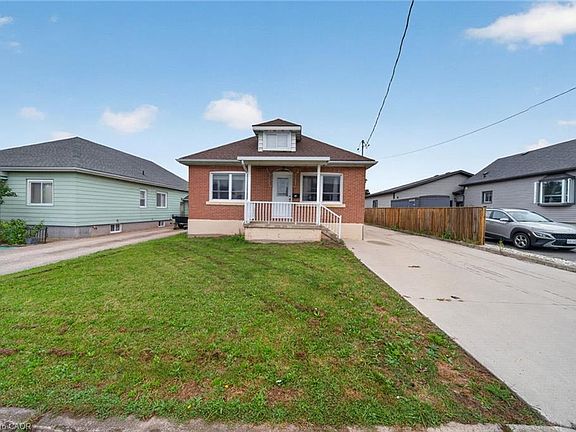 2nd image of 16 Garden St