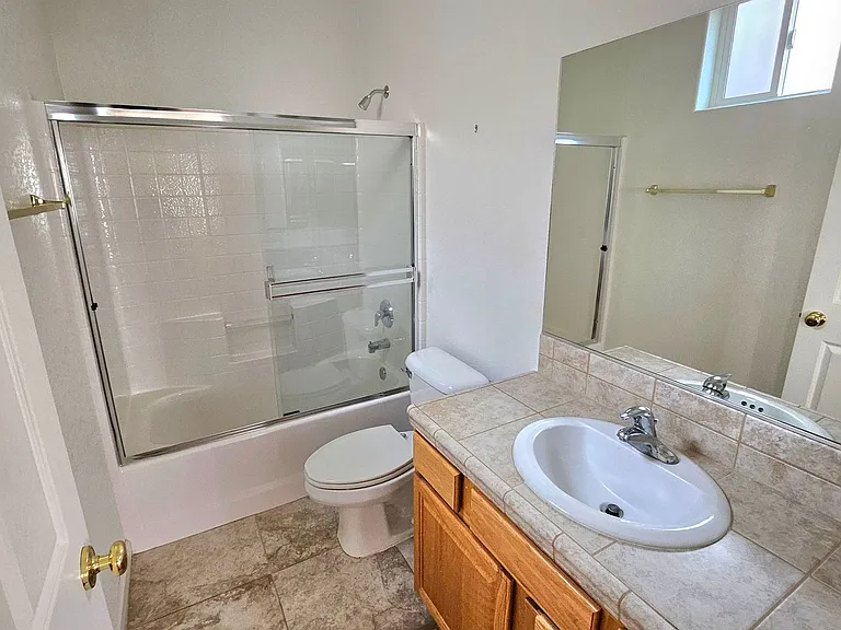 9578 Village Pkwy — Photo 14